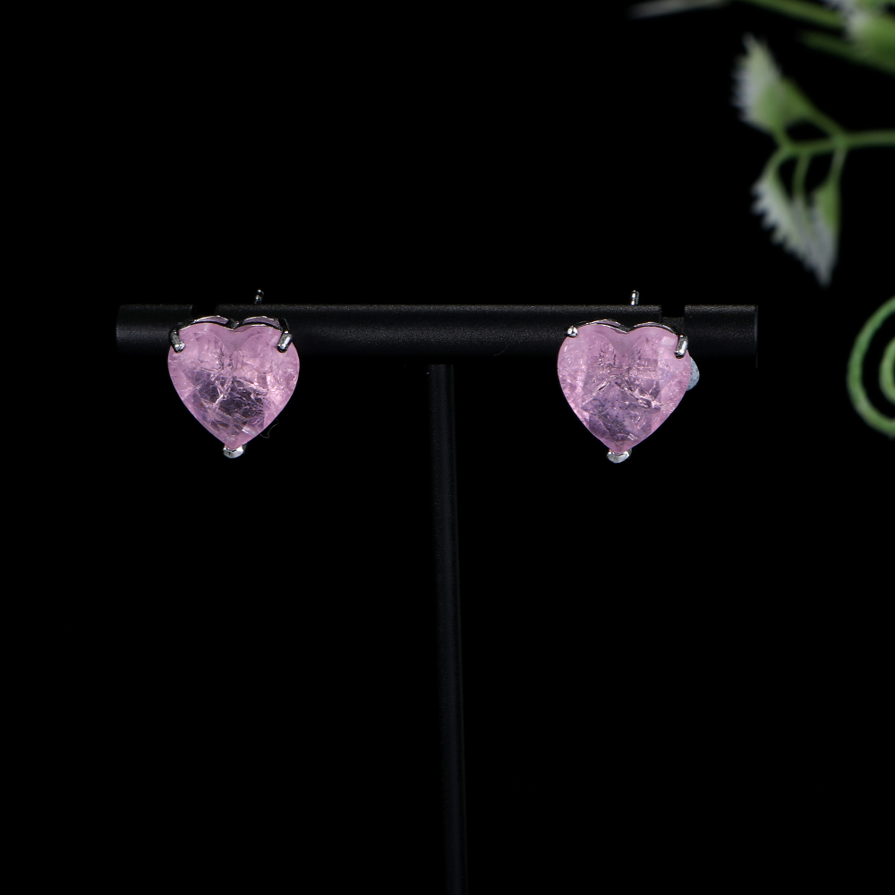 Luxury Colorful Heart Stud  Ea - Women Accessories Dubai のレビューと価格