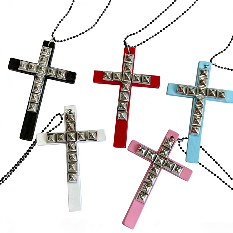Goth Jewelry Wooden Pink Srive - Women'S Accessories In The 90S のレビューと価格