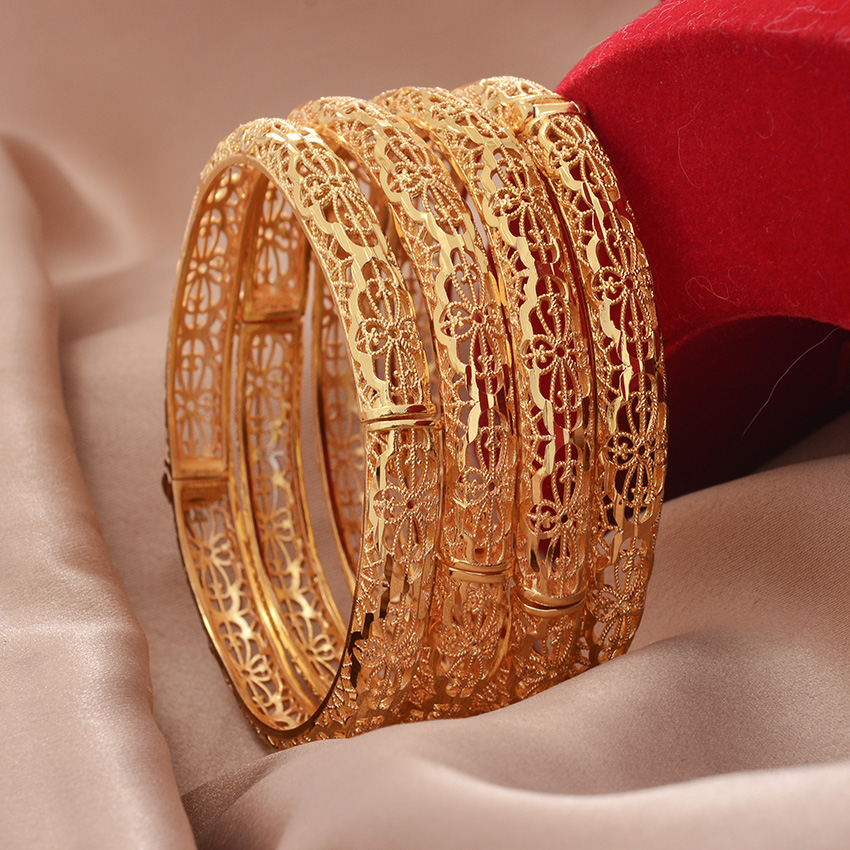 Dubai Gold Plated Bangles For  - Women Accessories Dubai のレビューと価格