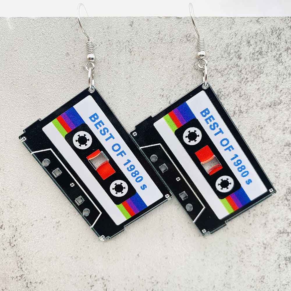 Vintage Cassette Tape Earrings - Women'S Accessories In The 90S のレビューと価格